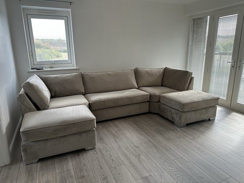 Shape corner sofa with - u,